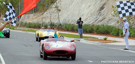 Vintage cars open new thoroughfare – photos