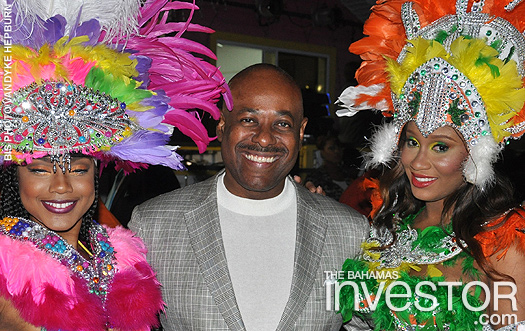 PM launches Junkanoo Carnival