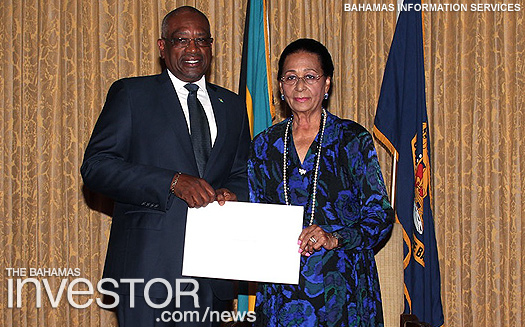 Minnis sworn in as PM